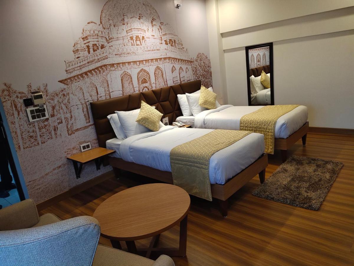 Delhieez - A Boutique Hotel New Delhi Ngoại thất bức ảnh