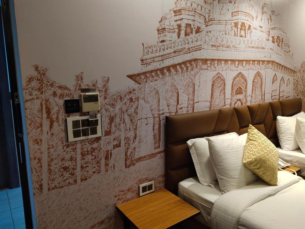 Delhieez - A Boutique Hotel New Delhi Ngoại thất bức ảnh